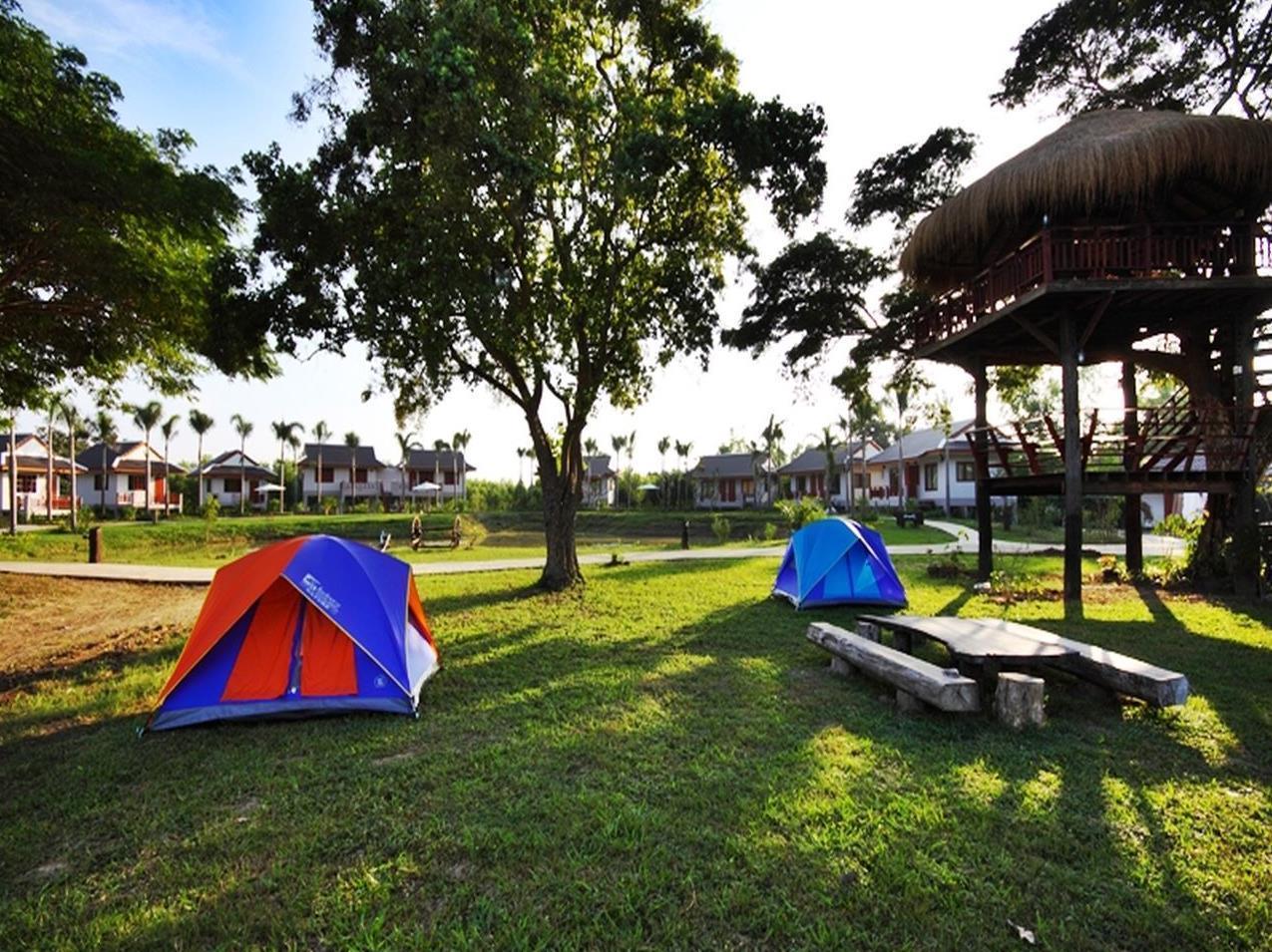 Resort Railumpoo Nakhon Sawan Exterior photo